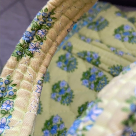 Vera Bradley Handbag - Picture 7 of 7